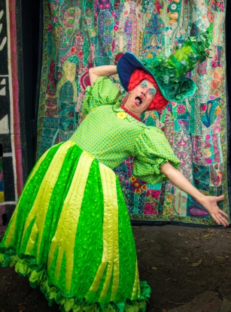 Jack and the Beanstalk - The Online Panto (Peter Duncan as Dame Trott)